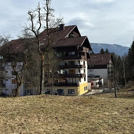 Helena Appartement *