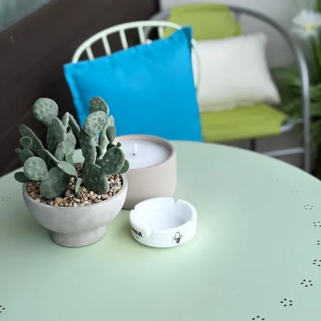 Helena Apartment